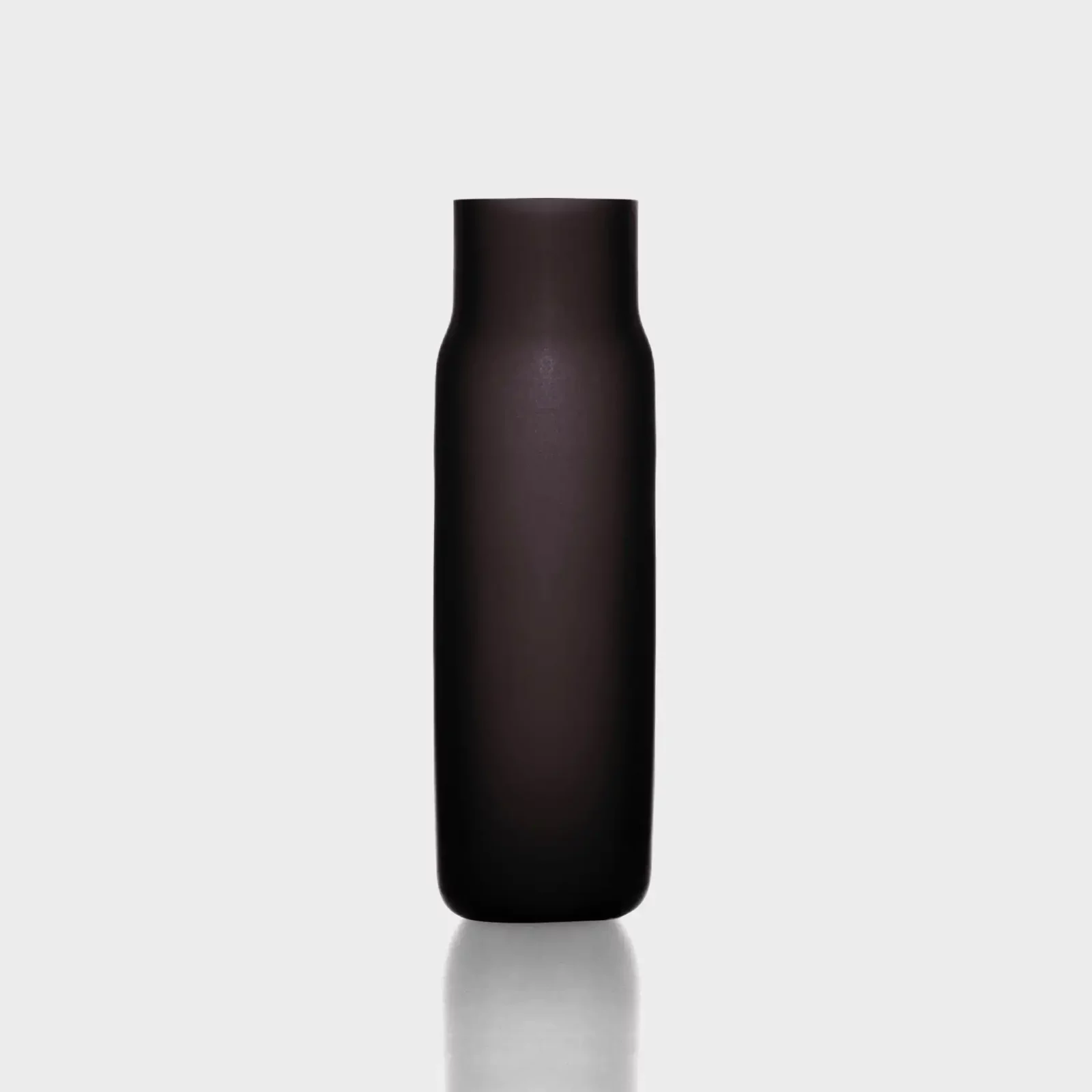 Bandaska Vase tall matte black